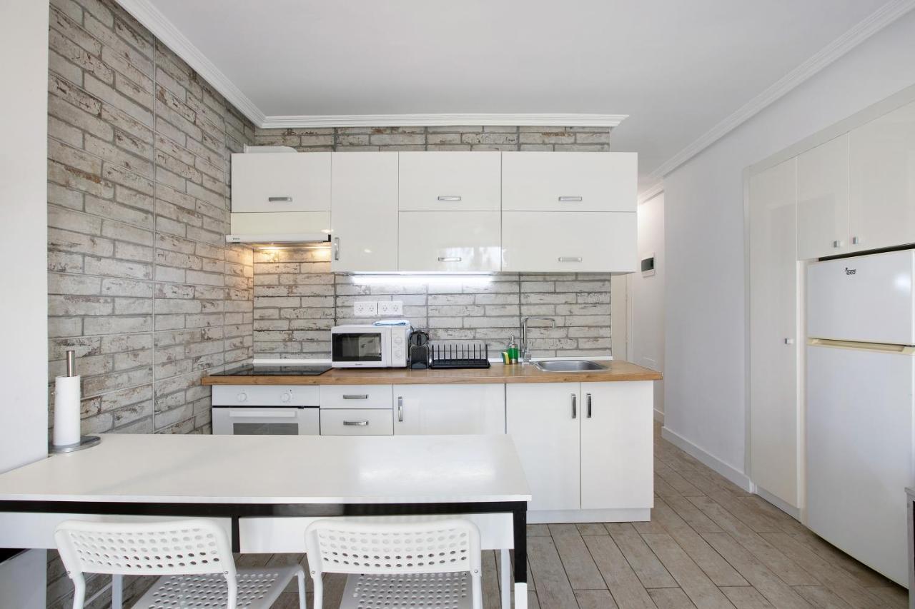 Apartment At 30 Mts From Sea